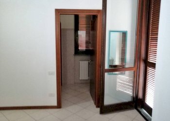 ambiente - Monolocale via per Cascina Centenara, 43, Lacchiarella - foto 7