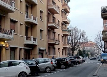 Negozio via Sebastiano Grandis, 34, Cuneo (zona Centro) - foto 11