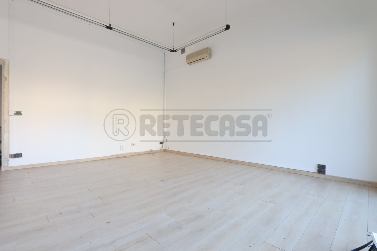 IMG_3858.JPG - Commercial Premises Via Aurelio dall'acqua, Vicenza - photo 2