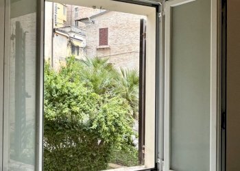 IMG_6055.jpg - Commercial Premises Jesi - photo 3