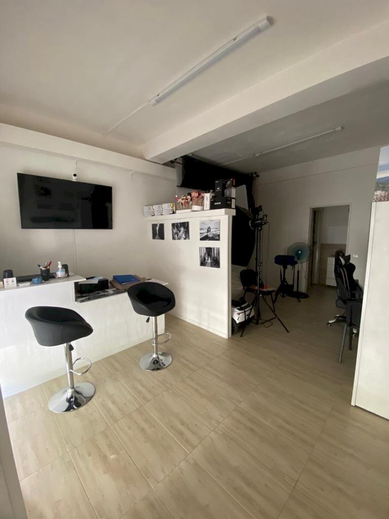 WhatsApp Image 2023-01-11 at 09.46.23.jpeg - Locale Commerciale C.SO UMBERTO I 448, Modica - foto 2