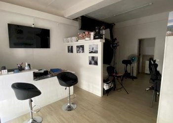 WhatsApp Image 2023-01-11 at 09.46.23.jpeg - Locale Commerciale C.SO UMBERTO I 448, Modica - foto 2