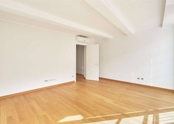 Trilocale Piazza Raffaele de Ferrari, 4, Genova (zona Centro) - foto 9