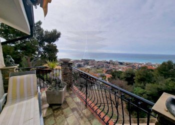 Villa Via Collasgarba, Ventimiglia - photo 1