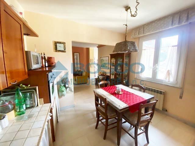 3.jpg - Four-room apartment Vezzano Ligure - photo 3