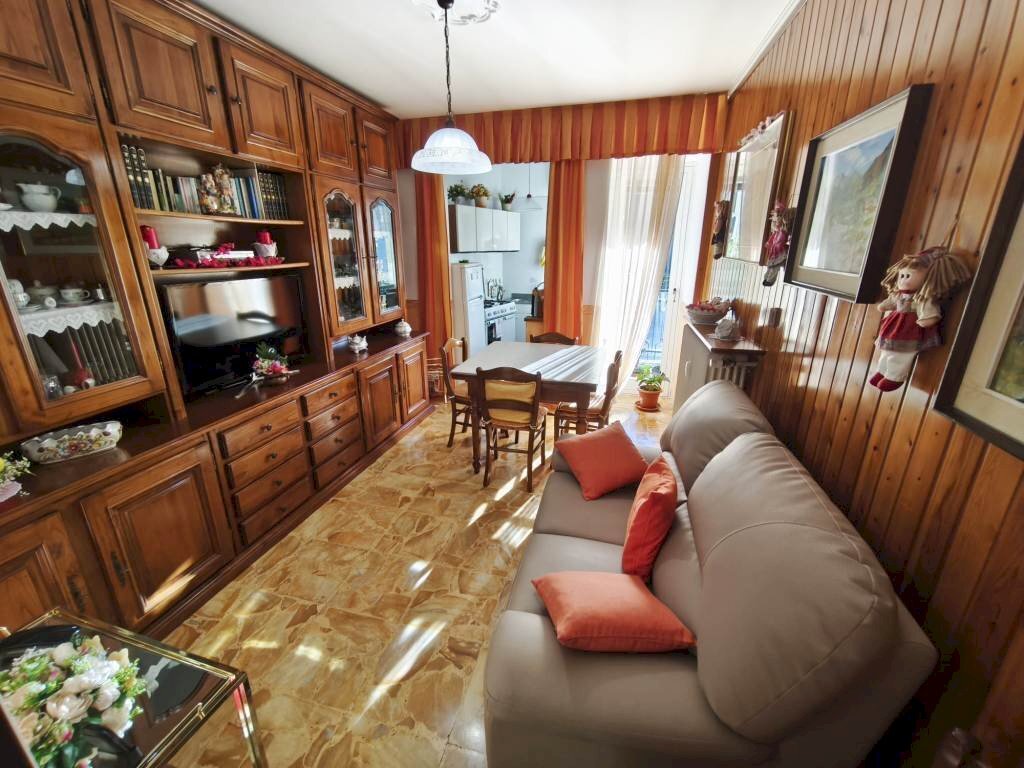 Trilocale via Roma, 24F, Perosa Argentina - foto 1