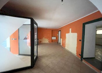 Locale - Negozio via Roma, 43, Perosa Argentina - foto 3