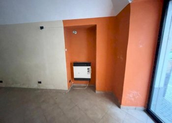 Locale - Negozio via Roma, 43, Perosa Argentina - foto 7