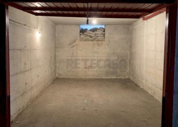 WhatsApp Image 2023-01-13 at 10.28.25.jpeg - Box Viale Arnaldo Fusinato, Vicenza - foto 1