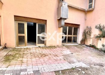 Warehouse Via Aurelia, Roma - photo 9