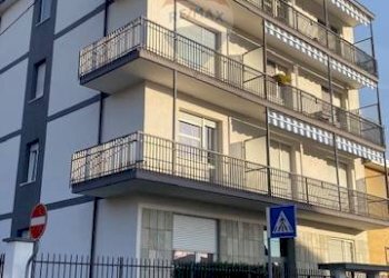 Monolocale via Nino Costa, 18 
 Pianezza, Pianezza - foto 1