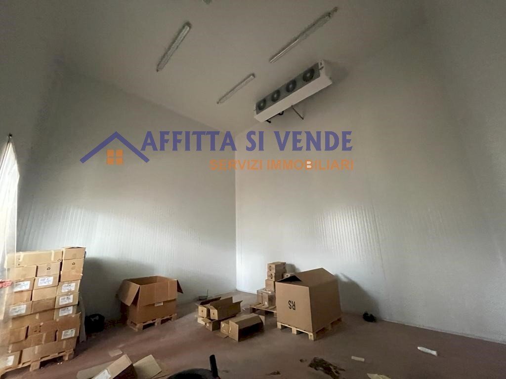 interno - Locale Commerciale VIA ELORINA, Siracusa - foto 2
