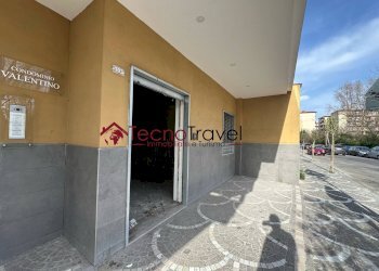 Locale Commerciale via pio xii, Casoria - foto 9