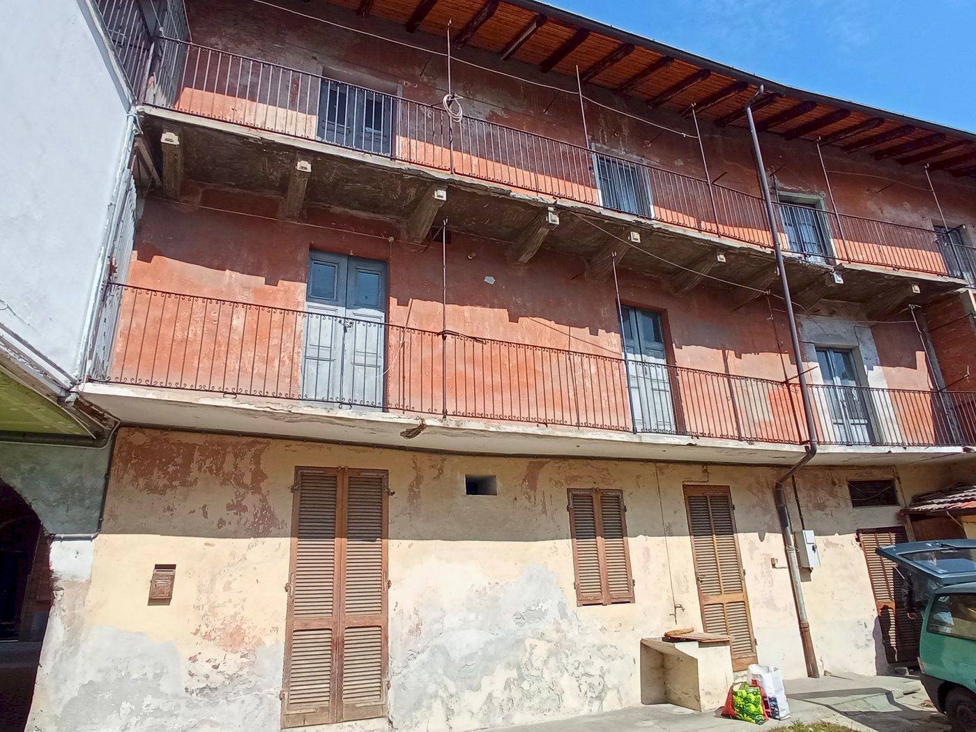 facciata dal cortile - Independent house via Guglielmo Marconi, 95, Borgo San Dalmazzo - photo 2