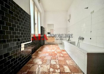 Bagno - Appartamento Via Giuseppe Mazzini, Pontedera - foto 12