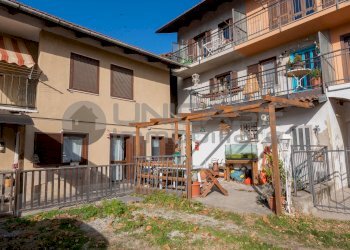 facciata Rustico in pietra da ristrutturare in vendita a Bricherasio - Rustico Strada San Giovanni, 33, Bricherasio - foto 2