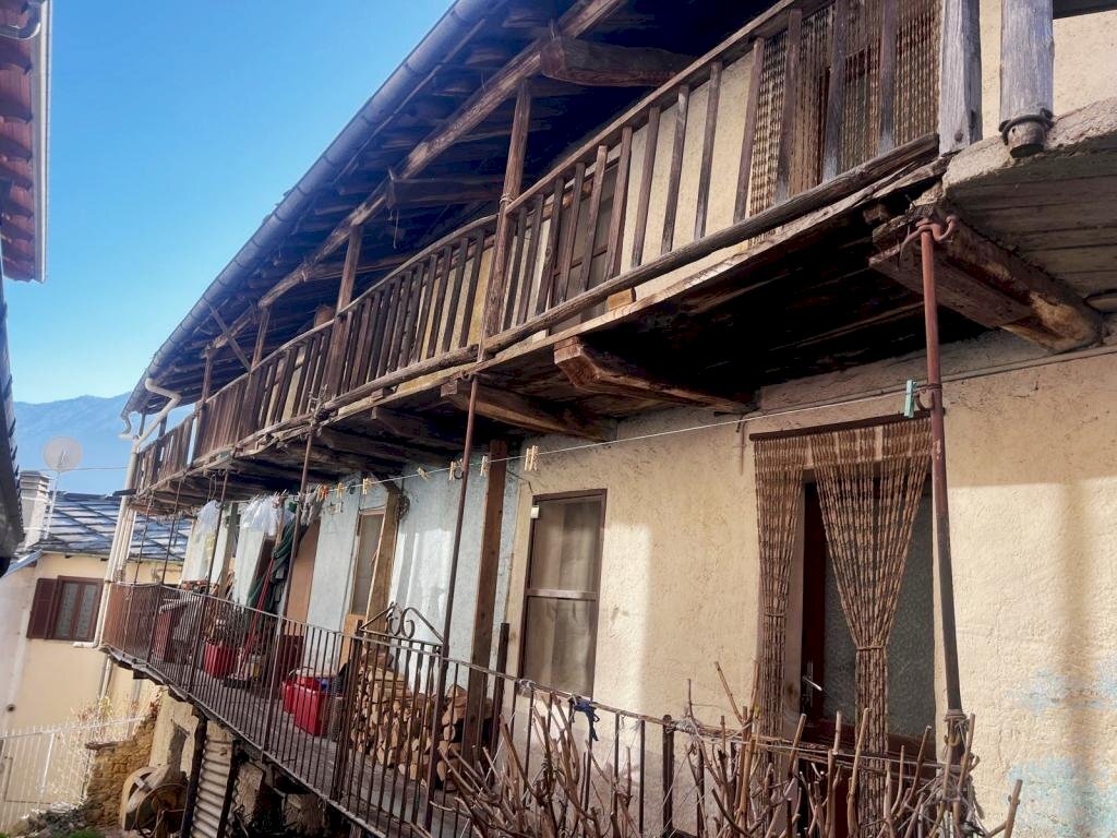 Casa semi indipendente Borgata Baisa, snc, Perosa Argentina - foto 1