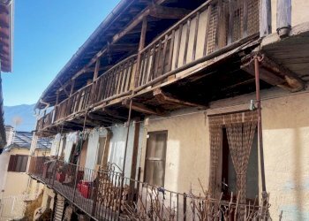 Casa semi indipendente Borgata Baisa, snc, Perosa Argentina - foto 1