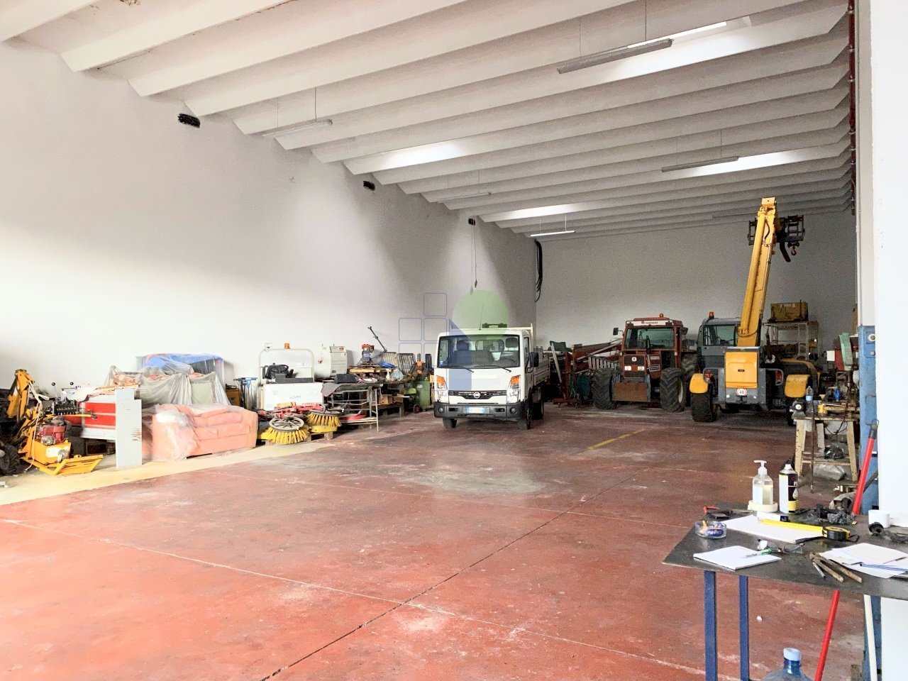 interno capannone - Locale Commerciale Via Antonio Meucci, Pisa - foto 1