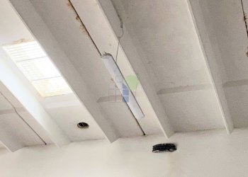 illuminazione - Locale Commerciale Via Antonio Meucci, Pisa - foto 3