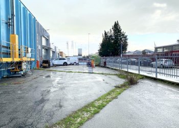 piazzale esterno - Locale Commerciale Via Antonio Meucci, Pisa - foto 5