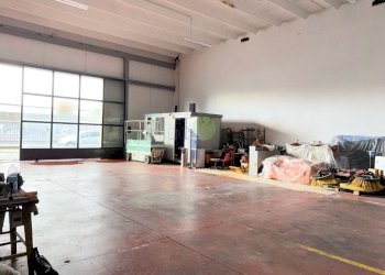 interno capannone - Locale Commerciale Via Antonio Meucci, Pisa - foto 11