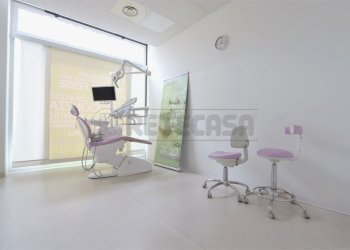 IMG_4069.JPG - Locale Commerciale Via Napoli, Vicenza - foto 4