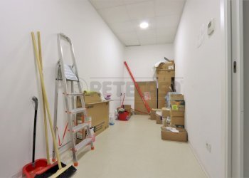 IMG_4074.JPG - Locale Commerciale Via Napoli, Vicenza - foto 9