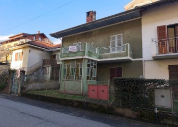 FACCIATA - Casa semi indipendente via della Repubblica, 5, Perosa Argentina - foto 2