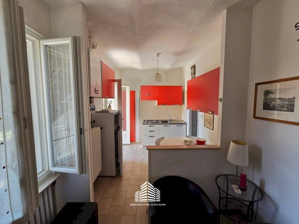 cucina - Bilocale via Umberto I, 49, Bra - foto 2