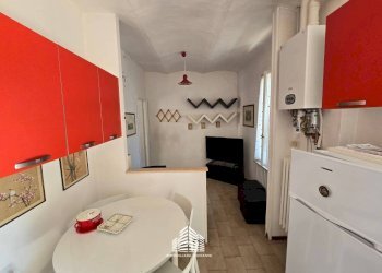 cucina - Bilocale via Umberto I, 49, Bra - foto 3