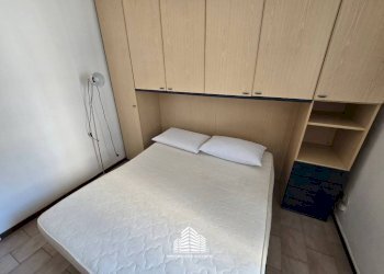 Camera da letto - Bilocale via Umberto I, 49, Bra - foto 5