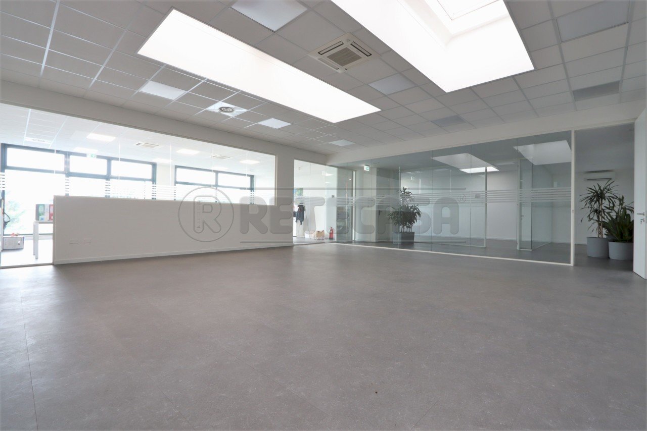 IMG_4005.JPG - Office Via Boschi, Torri di Quartesolo - photo 2