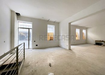 Negozio - Locale Commerciale Riviera dei Ponti Romani 13, Padova - foto 6