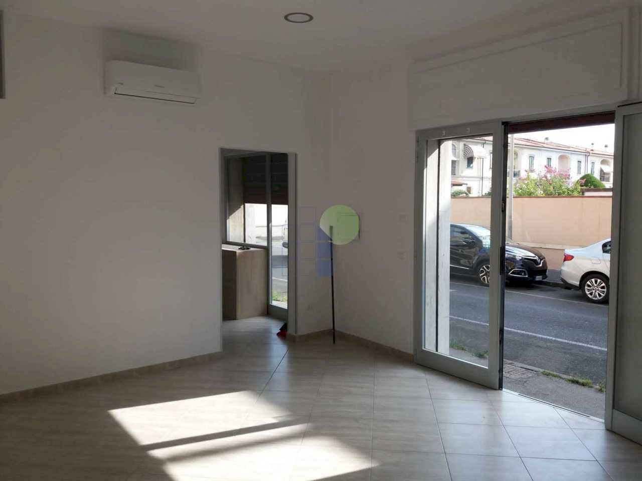Commercial Premises Via Toscana 34, Livorno - photo 1