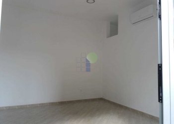 Locale Commerciale Via Toscana 34, Livorno - foto 2