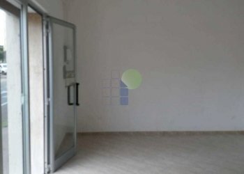 Locale Commerciale Via Toscana 34, Livorno - foto 3