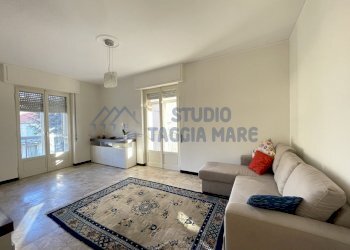 IMG_1405.JPG - Quadrilocale Via San Francesco 200, Taggia - foto 11