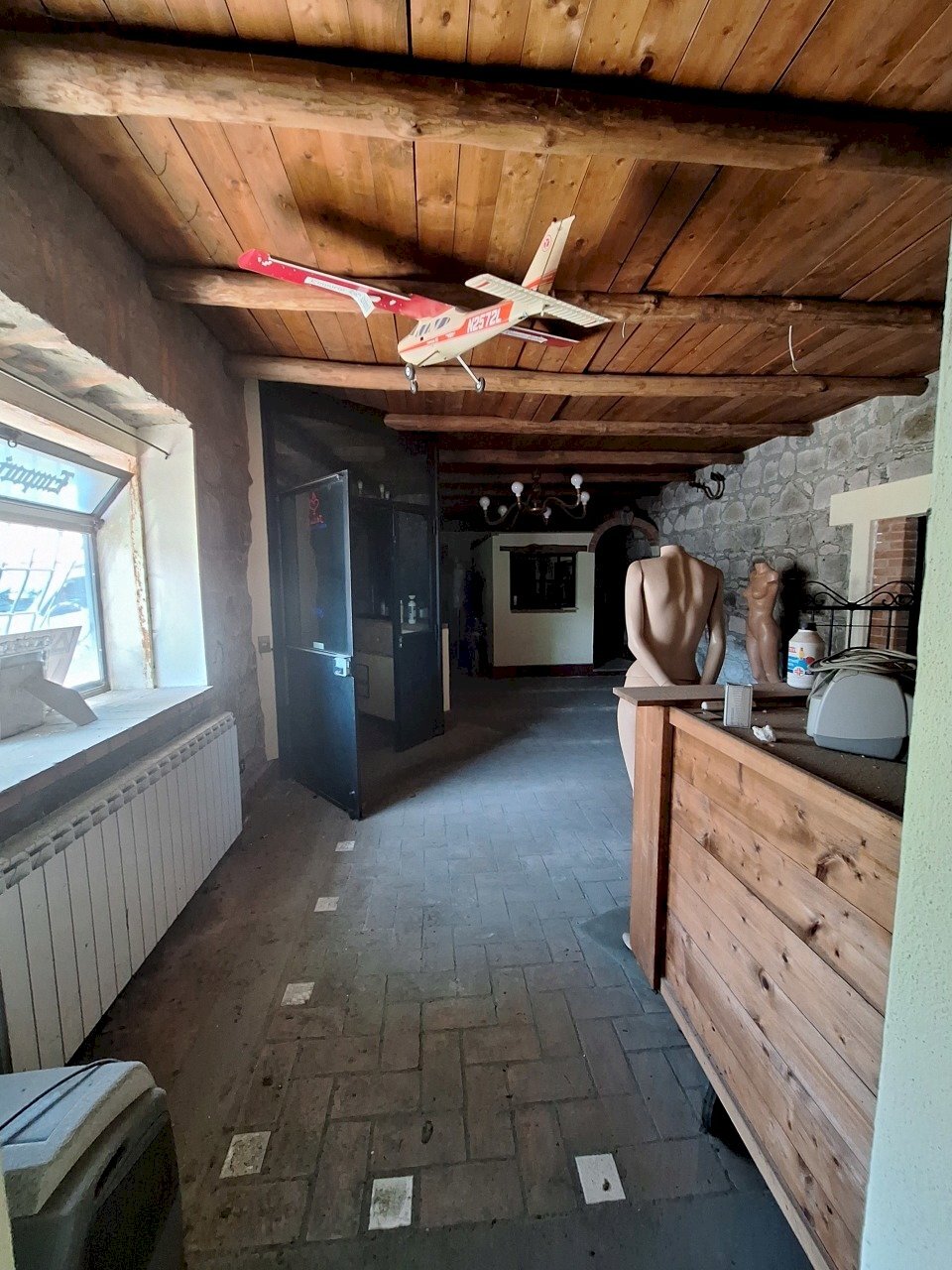 20250620_131840.jpg - Locale Commerciale Largo G. Roncacci 9, Morlupo - foto 1