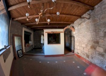 IMG_20250703_095230_10_239_PureShot.jpg - Locale Commerciale Largo G. Roncacci 9, Morlupo - foto 2