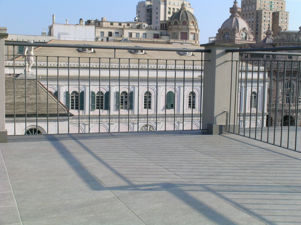 Attic Genova (neighborhood Centro) - photo 2