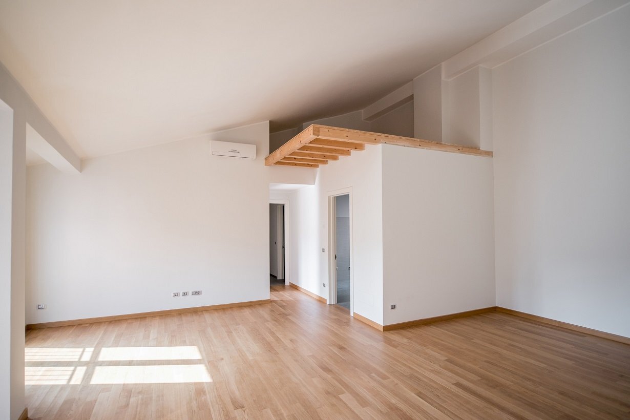 Four-room apartment piazza Raffaele De Ferrari, 4, Genova (neighborhood Centro) - photo 2