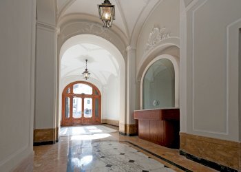 Quadrilocale piazza Raffaele De Ferrari, 4, Genova (zona Centro) - foto 6