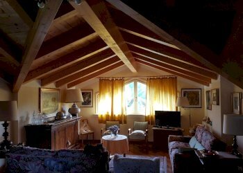 Dettagli zona giorno, piano secondo - Villa via Provinciale 56, Alta Valle Intelvi - foto 10
