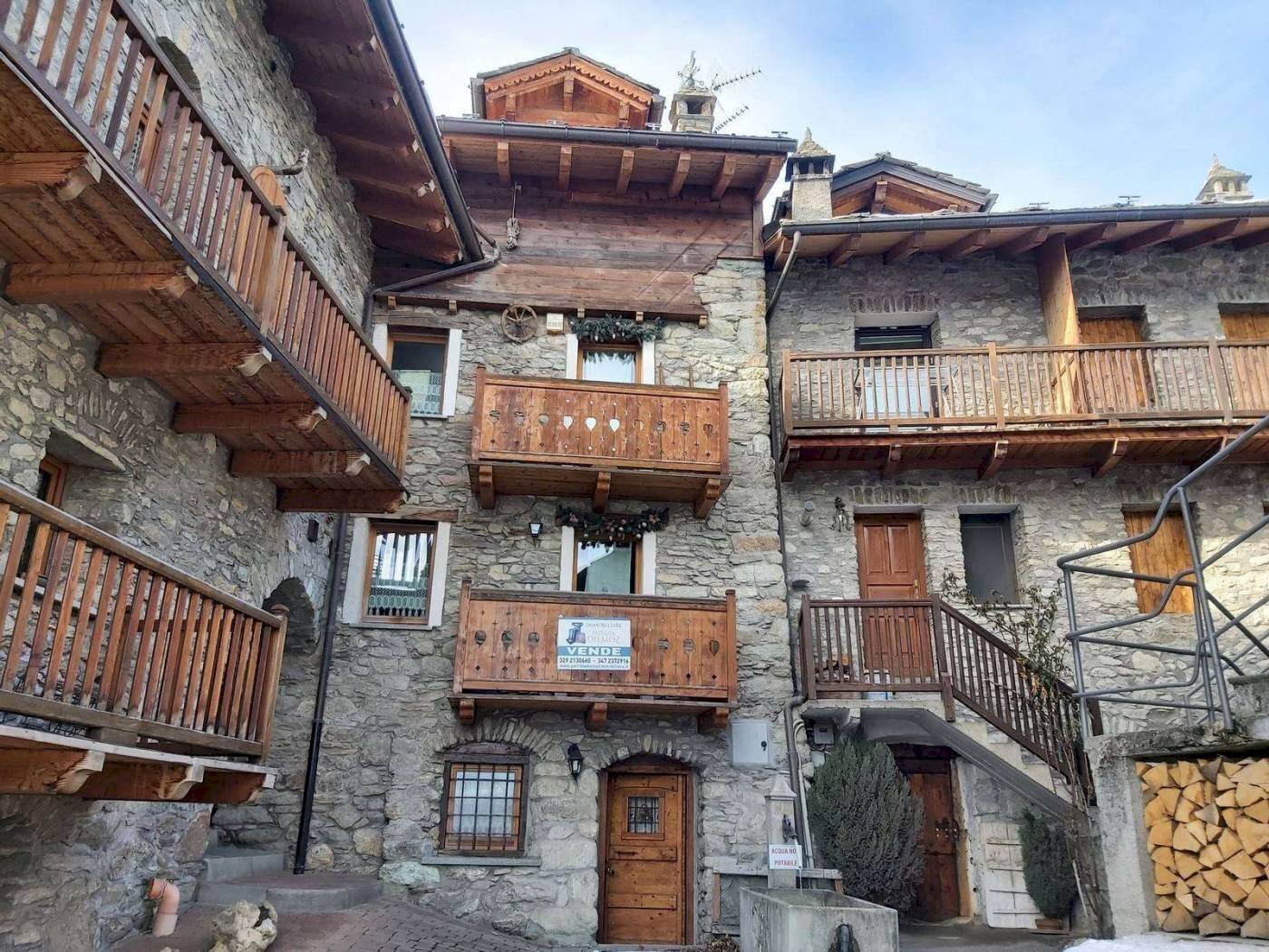 Three-room apartment Frazione Excenex, Aosta - photo 1