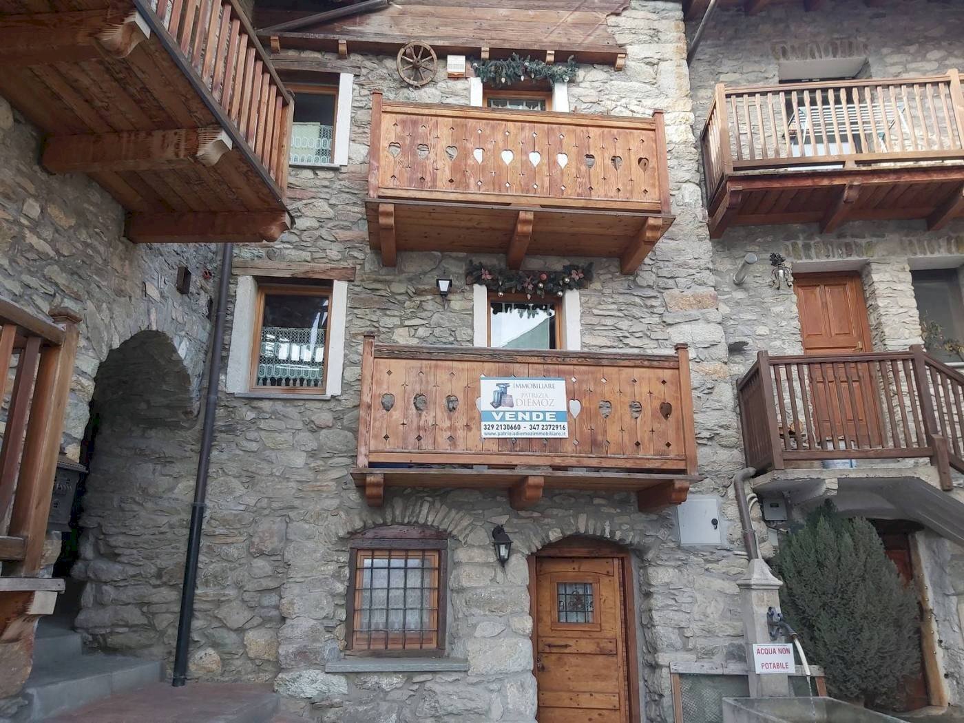 Three-room apartment Frazione Excenex, Aosta - photo 2