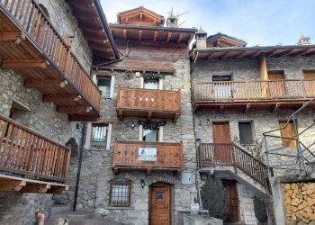 Trilocale Frazione Excenex, Aosta - foto 1