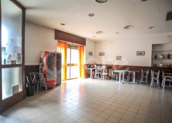 Shop VIA VOLTURNO, Udine - photo 3