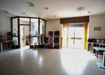 Shop VIA VOLTURNO, Udine - photo 9