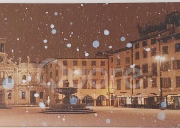 Negozio piazza san giacomo, Udine (zona Centro Storico) - foto 3